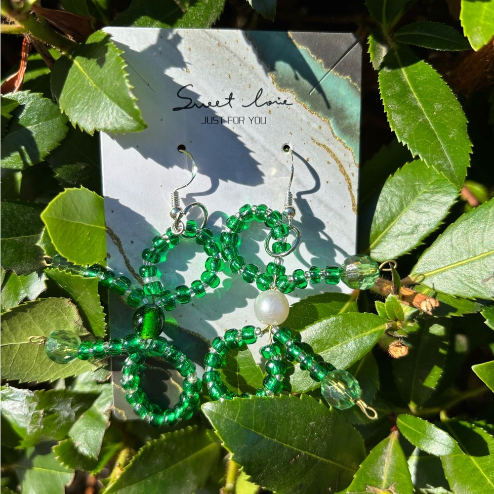 Emerald colored Bow Beaded Earrings Handmade